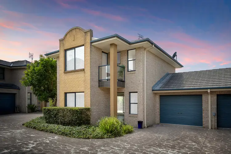 1/10 Harry Close, Blue Haven NSW 2262