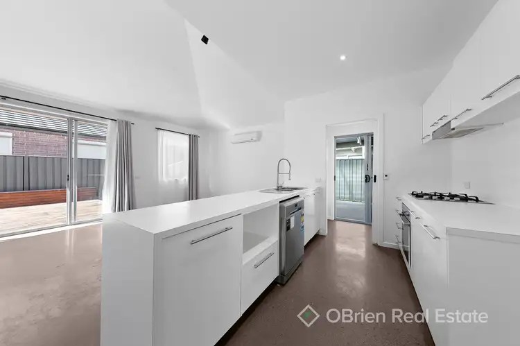 Sixth view of Homely house listing, 7 Doyle Lane, Caroline Springs VIC 3023