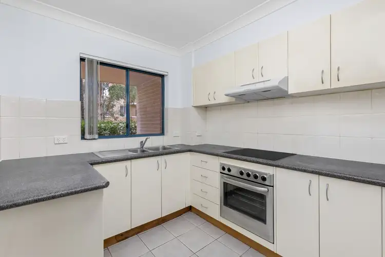 Fifth view of Homely apartment listing, 2/39-41 Robertson Street, Kogarah NSW 2217