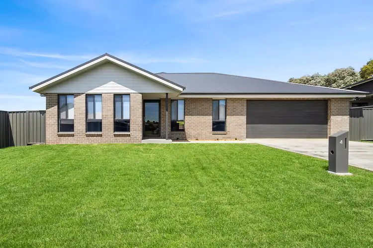 Main view of Homely house listing, 4 Leonard Place, Crookwell NSW 2583