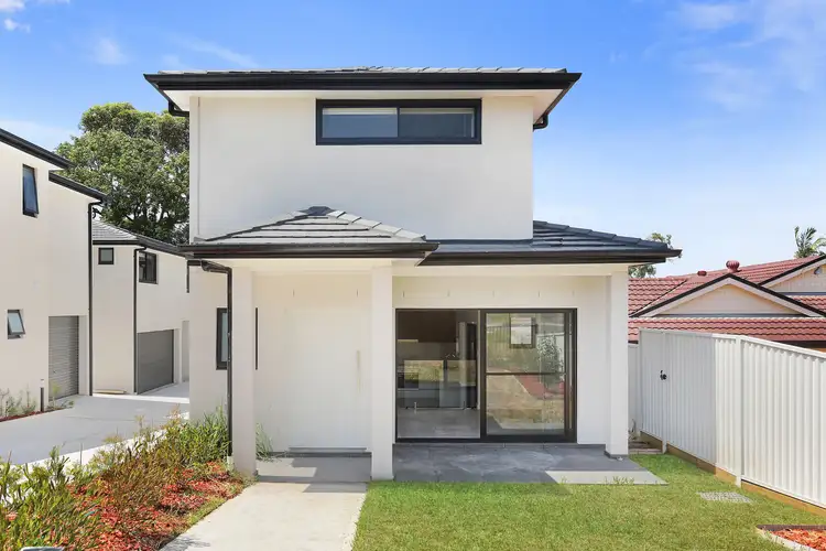 Main view of Homely townhouse listing, 4/6 Canberra Road, Sylvania NSW 2224