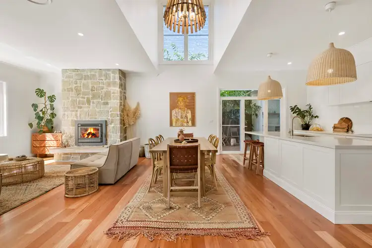 8 Ellerdale Drive, Glendale NSW 2285