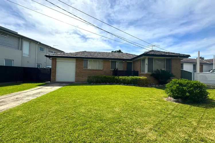 35 Jacaranda Drive, Georges Hall NSW 2198