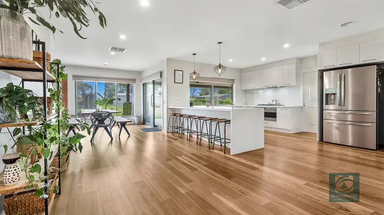 Second view of Homely house listing, 5 Furlong Court, Echuca VIC 3564