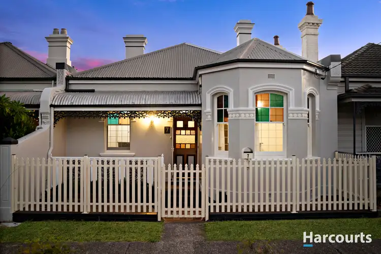 7 James Street, Hamilton NSW 2303