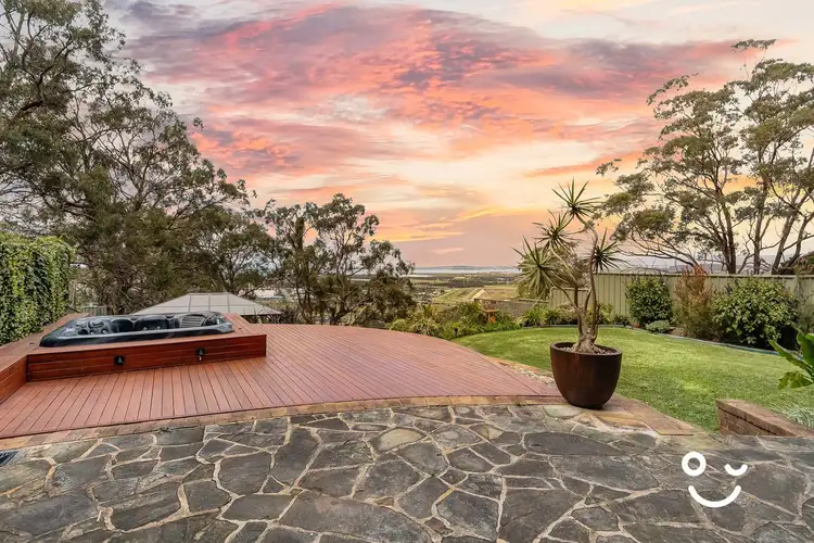 3 Bristol Parade, Farmborough Heights NSW 2526