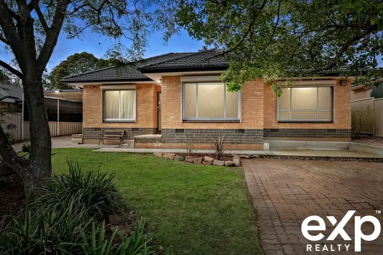 4 Wolsten Road, Para Hills SA 5096