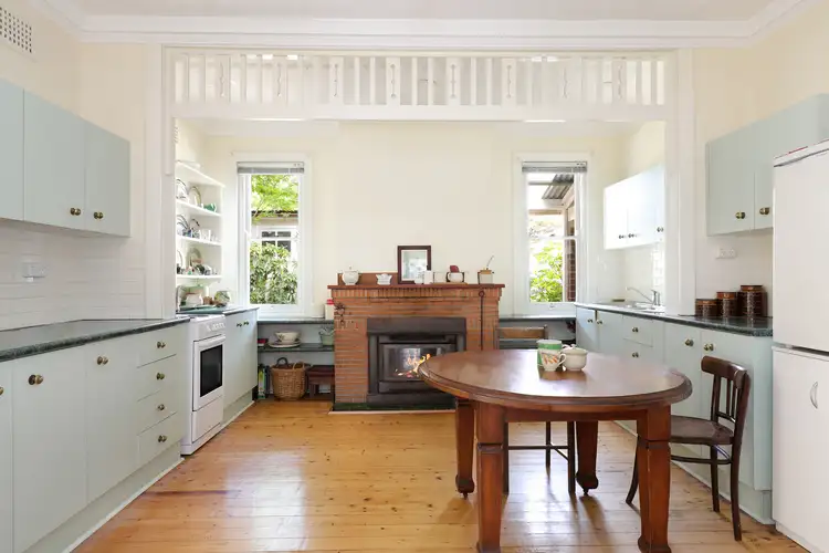 Fifth view of Homely house listing, 1 Carrington Avenue, Katoomba NSW 2780