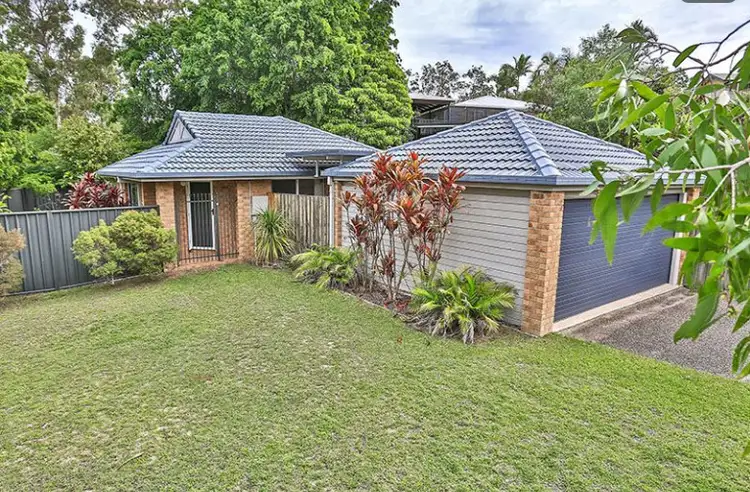 1 Ironwood Court, Arana Hills QLD 4054
