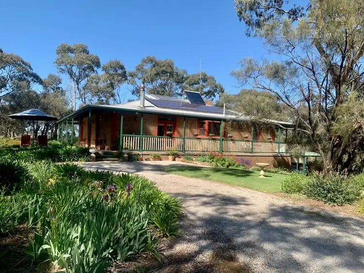 8071 Horrocks Highway, Sevenhill SA 5453