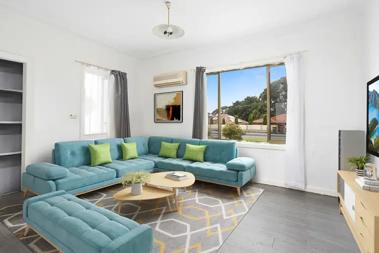 140 Flagstaff Road
