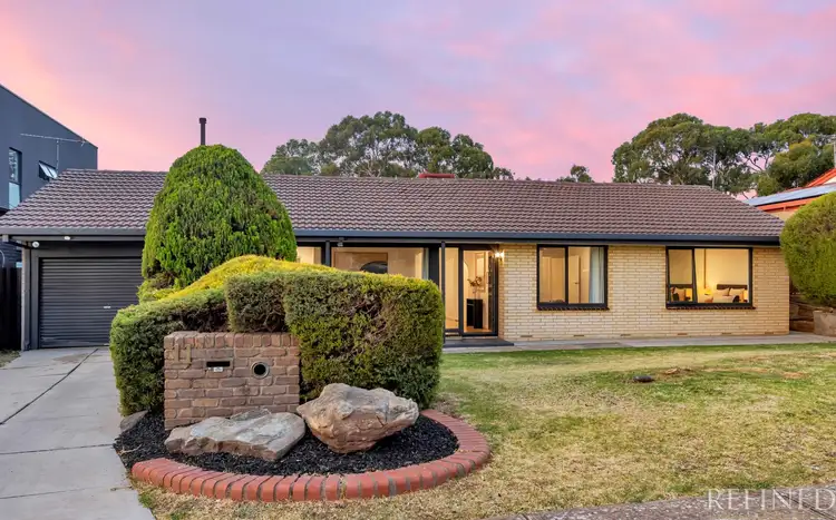 11 Medway Crescent, Rostrevor SA 5073