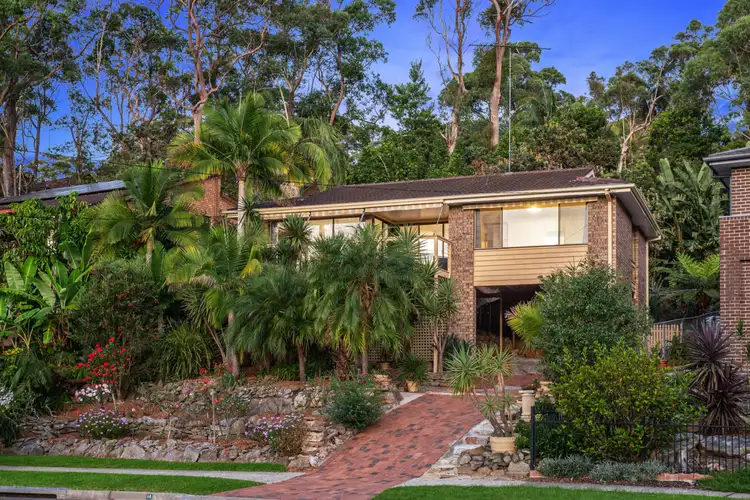 16 Sprigg Place, Mount Colah NSW 2079