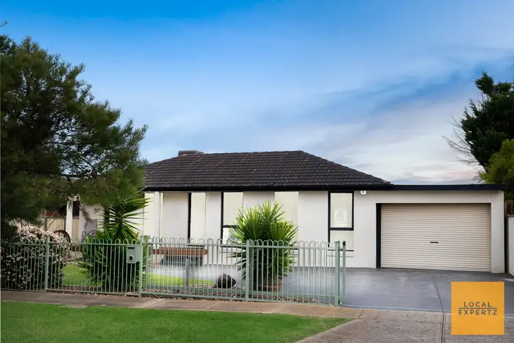 54 Dunvegan Drive, Kurunjang VIC 3337