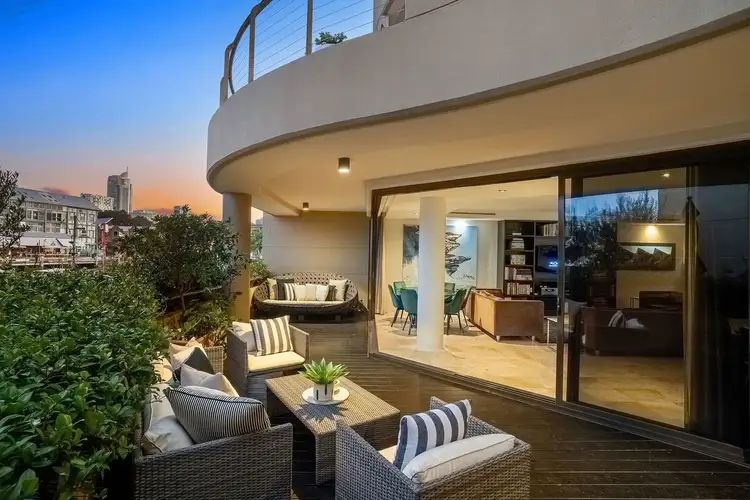 Second view of Homely apartment listing, 6/10 Lincoln Crescent, Woolloomooloo NSW 2011