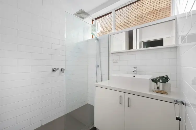 Sixth view of Homely apartment listing, 4C/587 Toorak Road, Toorak VIC 3142