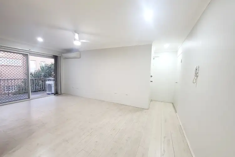 Fifth view of Homely unit listing, 6/23-25 Priddle Street, Westmead NSW 2145