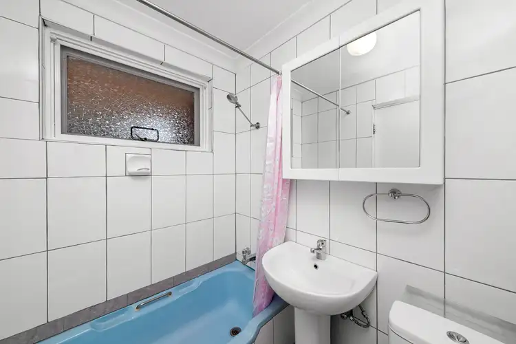 Fourth view of Homely apartment listing, 13/1 Hawkesbury Avenue, Dee Why NSW 2099