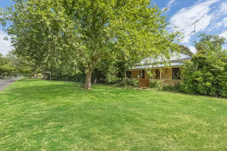 42 Chauncey Street, Lancefield VIC 3435
