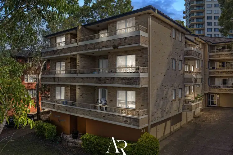 18/21 Gloucester Road, Hurstville NSW 2220