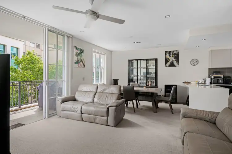 Fifth view of Homely unit listing, 2031/3029 The Boulevard, Carrara QLD 4211