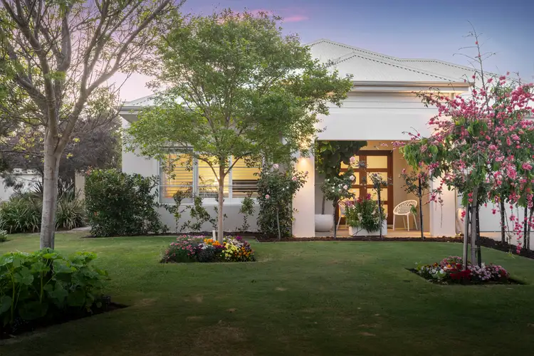 23 Jacana Circle, Gwelup WA 6018