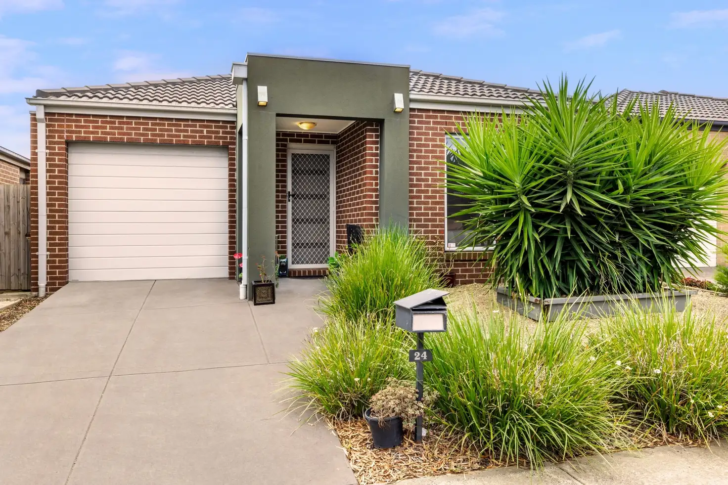 Main view of Homely house listing, 24 Nantha Way, Brookfield VIC 3338