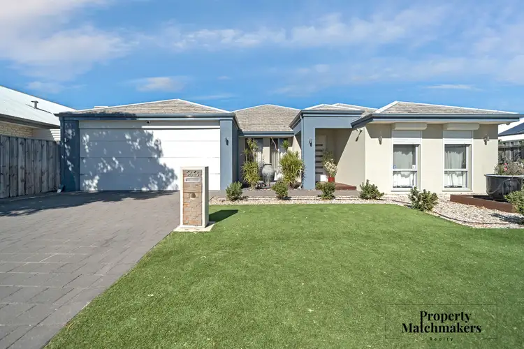 23 Moonstone Parkway, Wellard WA 6170