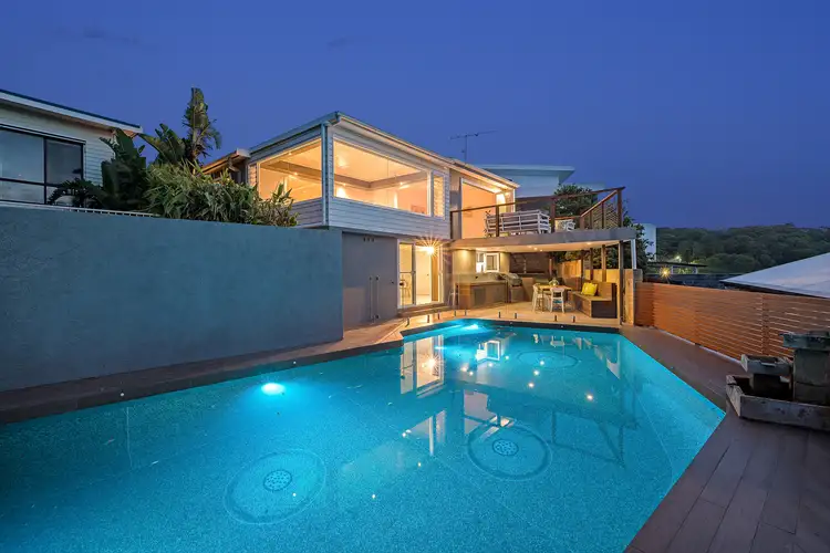10 Lorraine Street, Merewether NSW 2291