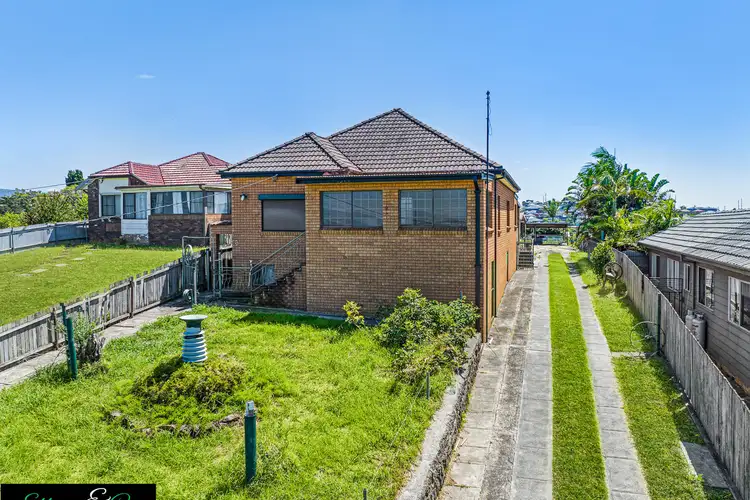 Second view of Homely house listing, 9 Buena Vista Avenue, Lake Heights NSW 2502