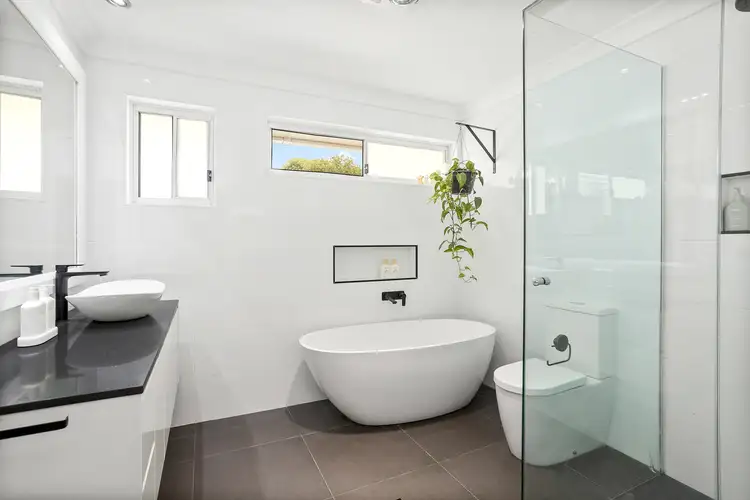 Fifth view of Homely house listing, 18 Cleverdon Crescent, Figtree NSW 2525