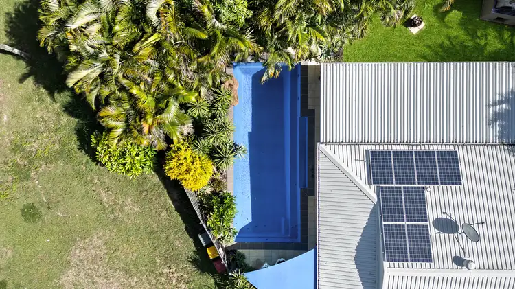 Second view of Homely house listing, 8 Kurrajong Crescent, Point Vernon QLD 4655