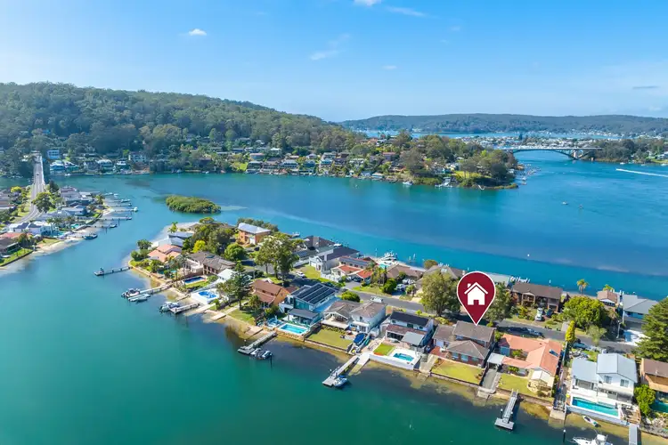 14 Cuttlefish Parade, St Huberts Island NSW 2257
