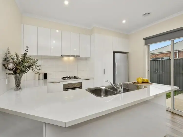 Main view of Homely house listing, 7/10 Wood Street, Soldiers Hill VIC 3350