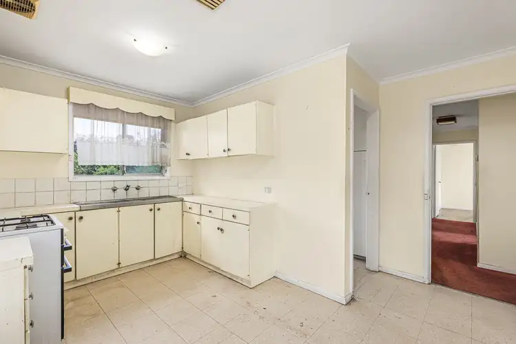 Fourth view of Homely house listing, 5 Braemar Close, Gladstone Park VIC 3043