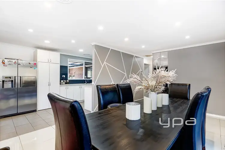 Fifth view of Homely house listing, 23 Clovelly Drive, Craigieburn VIC 3064