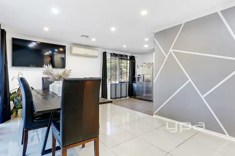 Sixth view of Homely house listing, 23 Clovelly Drive, Craigieburn VIC 3064