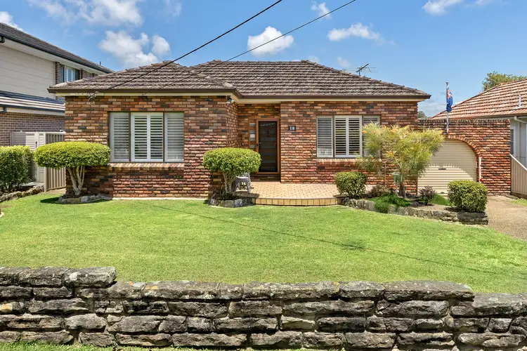 18 Sixth Avenue, Loftus NSW 2232