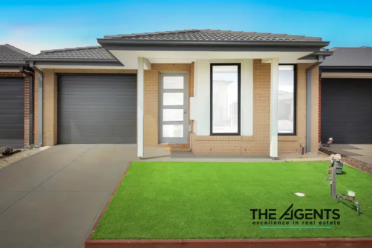 14 Neville Street, Thornhill Park VIC 3335