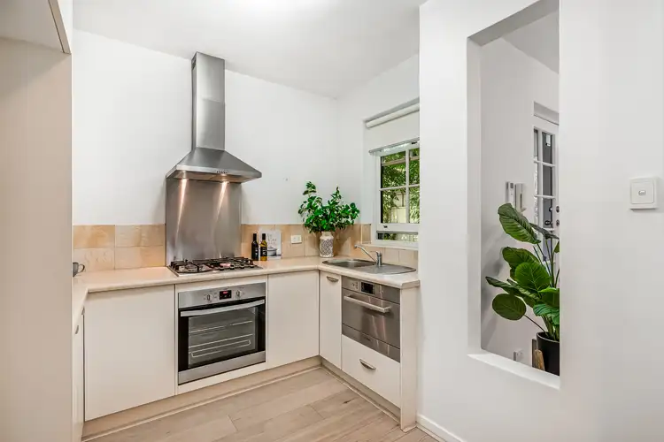 Sixth view of Homely unit listing, 3/95 Wellington Square, North Adelaide SA 5006