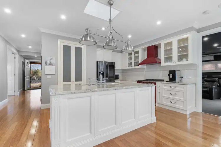 Fourth view of Homely house listing, 19 Queensberry Court, Hillside VIC 3037