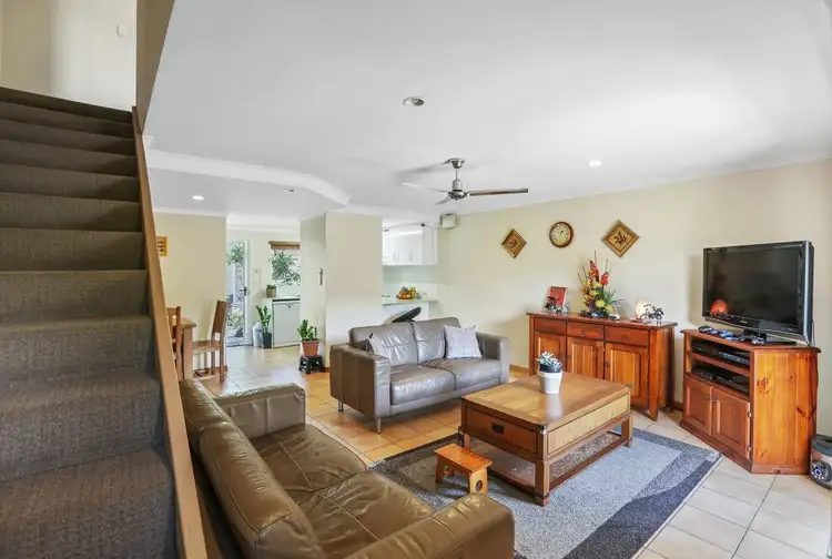 Fifth view of Homely unit listing, 11/11-12 Maytown Close, Manoora QLD 4870