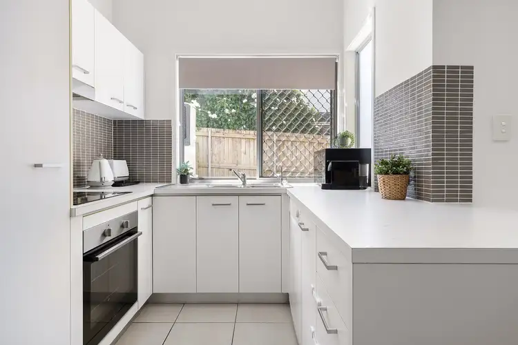 Fifth view of Homely townhouse listing, 2/2-10 Cascade Drive, Underwood QLD 4119