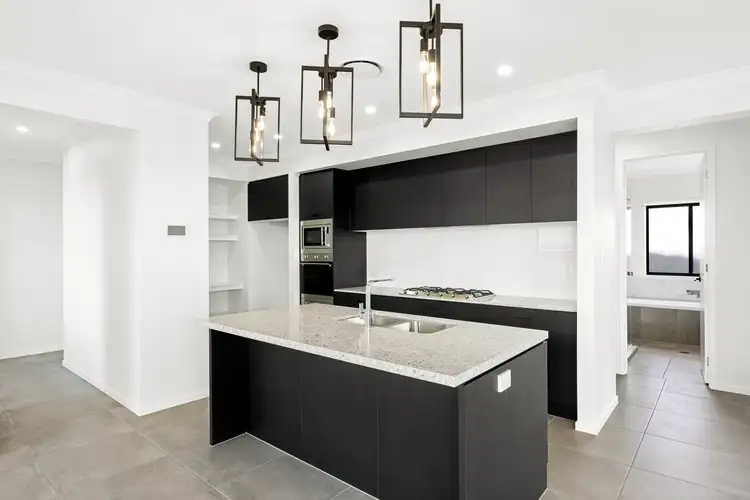 86 Great Keppel Way, Banya QLD 4551