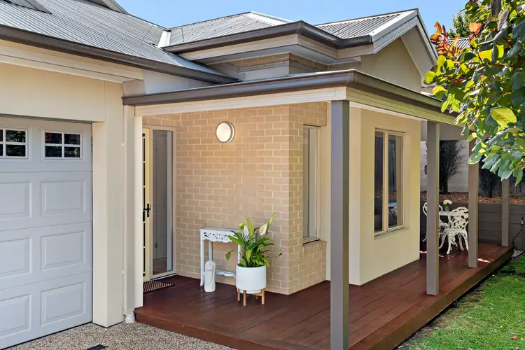 Fifth view of Homely house listing, 10 Fairway Crescent, Mccrae VIC 3938