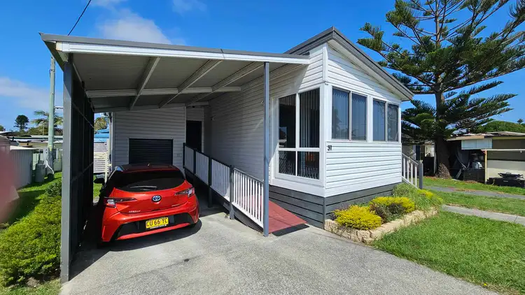 Main view of Homely unit listing, 31/3rd Avenue Osborne Parade, Warilla NSW 2528