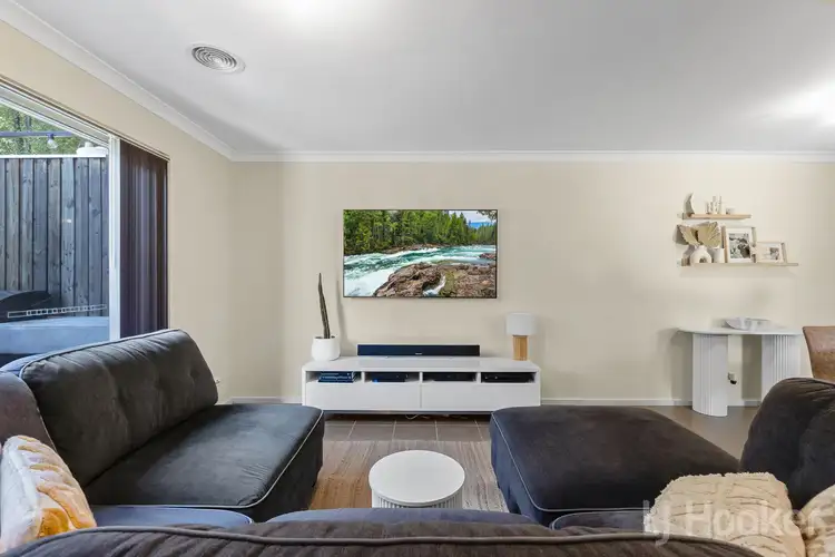 Fourth view of Homely townhouse listing, 2/6 O'Neill Street, Queanbeyan East NSW 2620