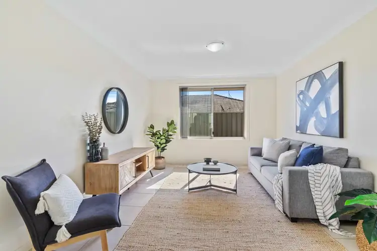 Fifth view of Homely house listing, 33 Hinchinbrook Close, Ashtonfield NSW 2323