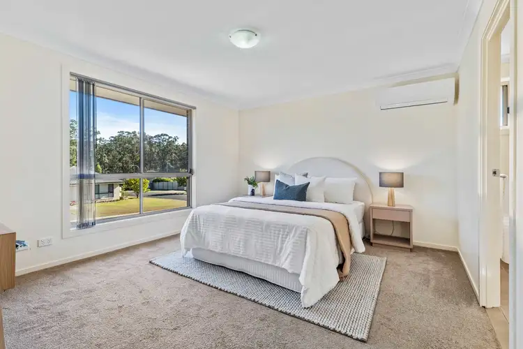 Sixth view of Homely house listing, 33 Hinchinbrook Close, Ashtonfield NSW 2323