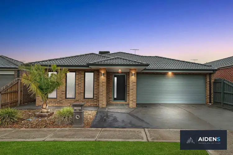 27 Hardware Lane, Taylors Hill VIC 3037